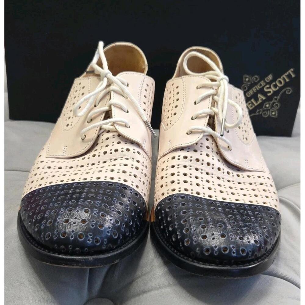 The Office of Angela Scott Ms Gabrielle Perforated Bicolor Womens Shoes 42 11 - Picture 16 of 16